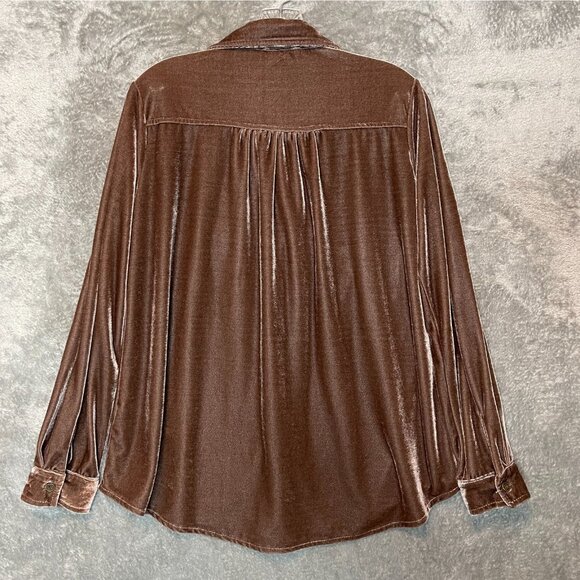 Umgee Women Velvet Soft Heavy Mocha Long Sleeve Collared Button Up Shirt S - Picture 2 of 10